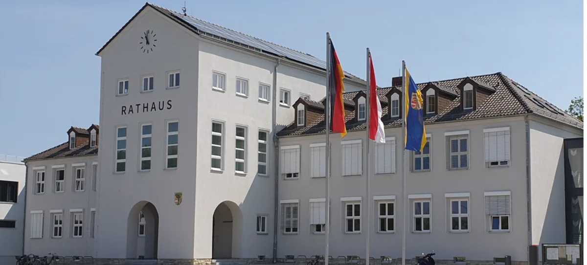 Fassadenansicht des Rathauses Hohen Neuendorf
